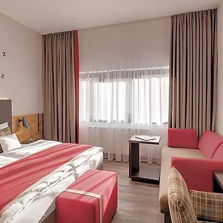 Hotel Traumschmiede Unterneukirchen